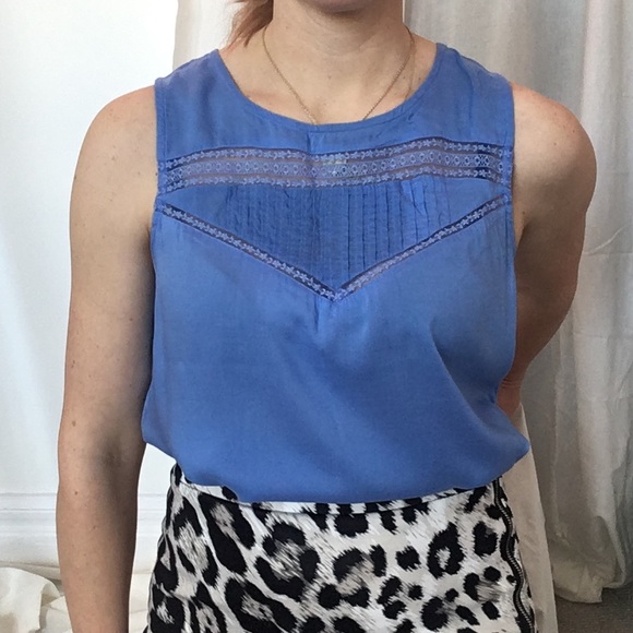 🇫🇷 French designed sleeveless blouse! - Picture 9 of 9